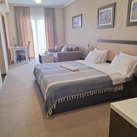 Garni Hotel Ema Kragujevac Luaran gambar