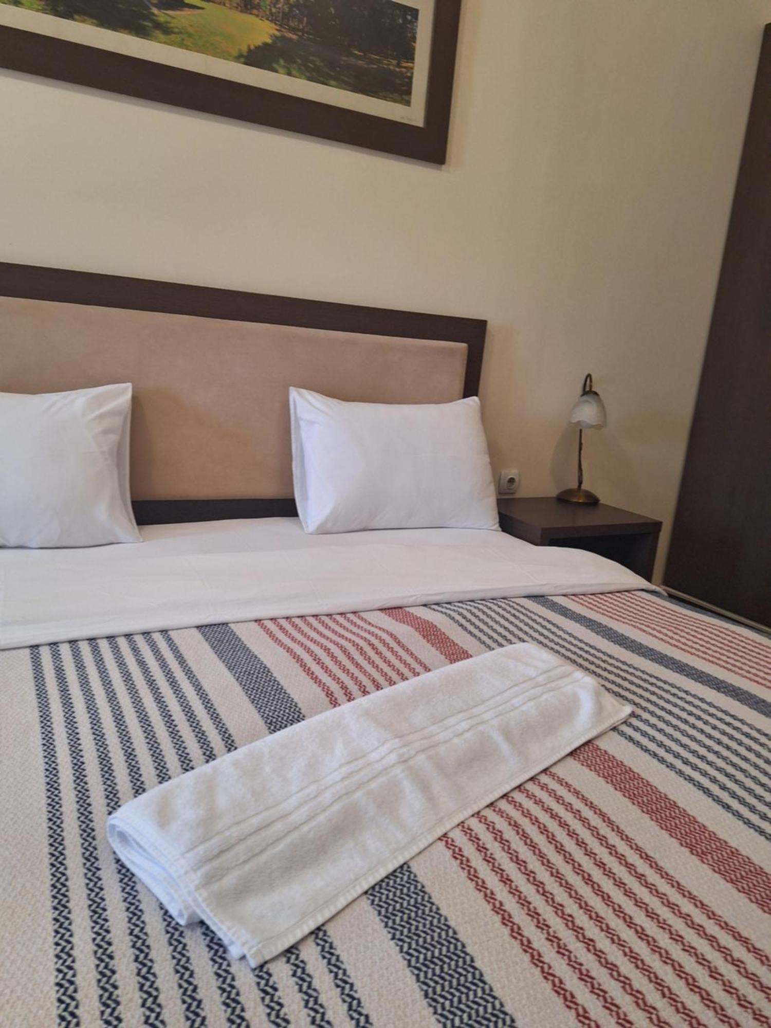 Garni Hotel Ema Kragujevac Luaran gambar