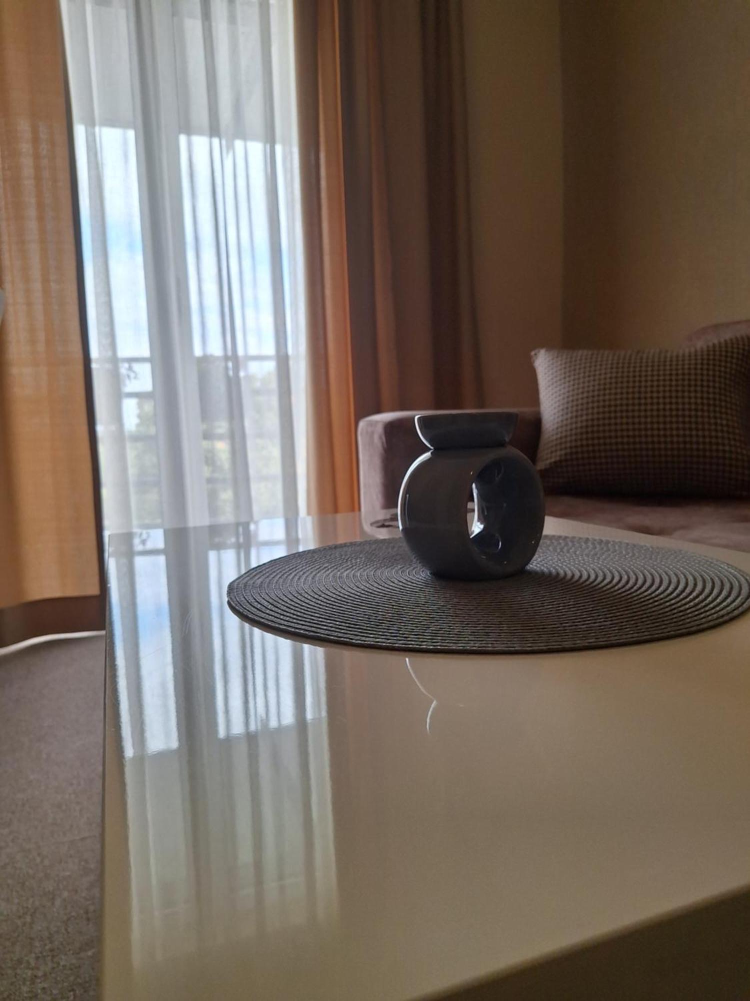 Garni Hotel Ema Kragujevac Luaran gambar