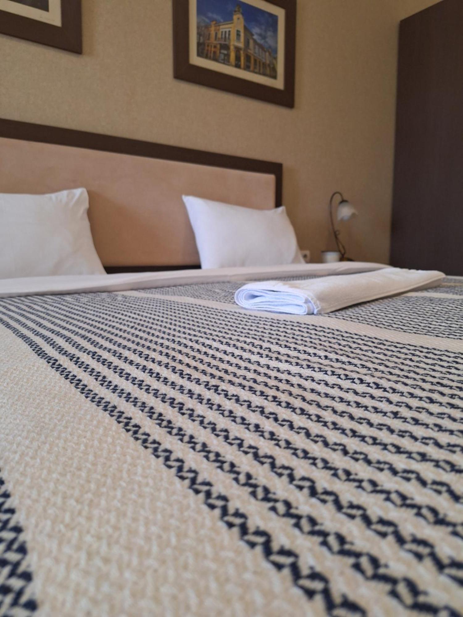 Garni Hotel Ema Kragujevac Luaran gambar