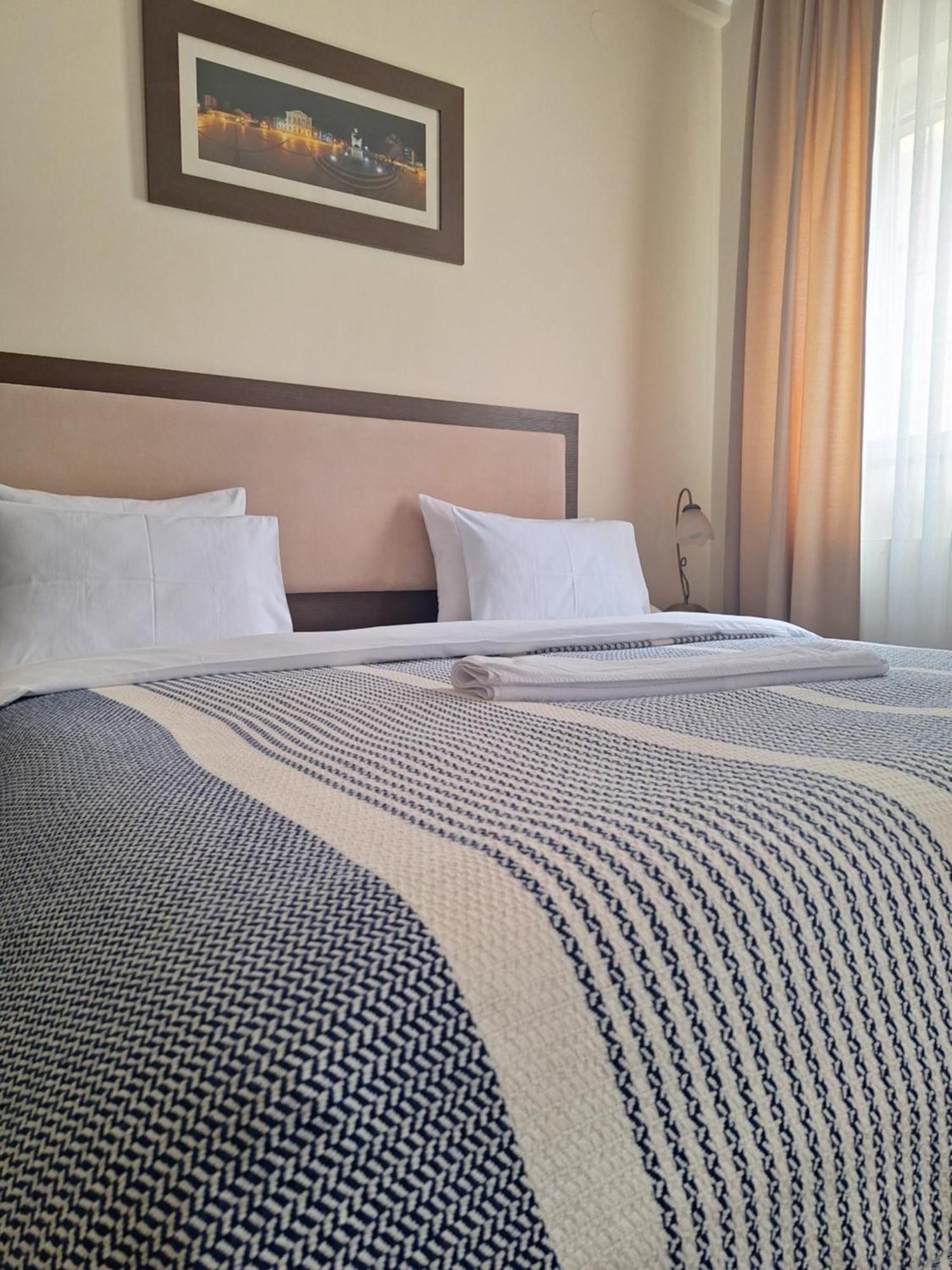 Garni Hotel Ema Kragujevac Luaran gambar