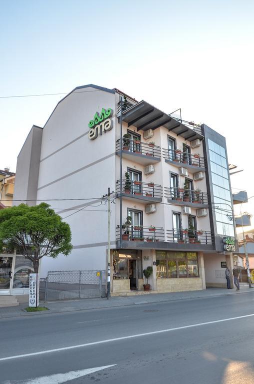 Garni Hotel Ema Kragujevac Luaran gambar